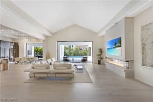 2485 Crayton Road, Naples, FL 34103 - MLS#226006500