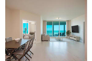 60 Seagate Drive, Naples, FL 34103 - MLS#226006511