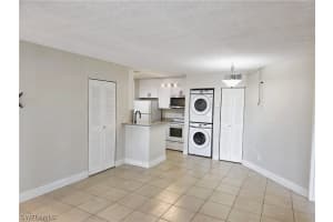 142 Santa Clara Drive, Naples, FL 34104 - MLS#226006512