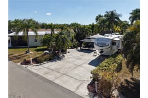 10030 Willowood Dr, Fort Myers, FL 33905 - MLS#226006516