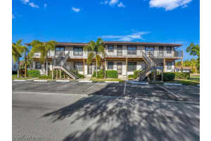 5371 Treetops Drive, Naples, FL 34113 - MLS#226006545