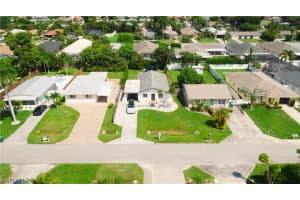 759 100th Avenue, Naples, FL 34108 - MLS#226006590