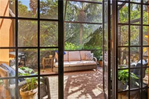 9118 Chula Vista Street, Naples, FL 34113 - MLS#226006605