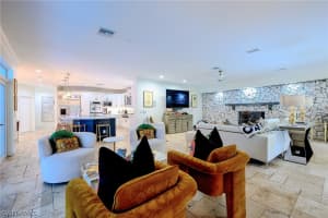 2760 70th Street, Naples, FL 34105 - MLS#226006634