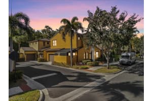 9153 Chula Vista St 13203, Naples 9153 Chula Vista St 13203, Naples