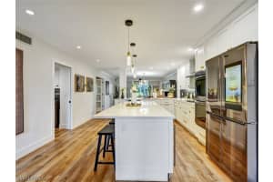 458 Country Hollow Court, Naples, FL 34104 - MLS#226006664