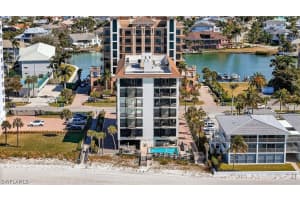 10633 Gulf Shore Drive, Naples, FL 34108 - MLS#226006724