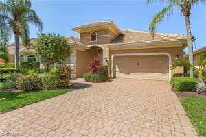 6753 Bent Grass Drive, Naples, FL 34113 - MLS#226006785