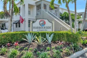 523 Club Side Dr 2-523, Naples