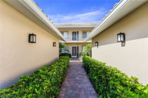 9022 Michael Cir 4, Naples