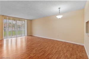 225 Turtle Lake Ct 209, Naples