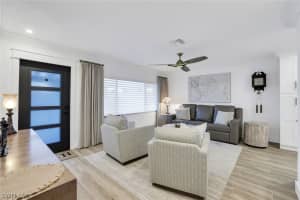 585 100th Avenue, Naples, FL 34108 - MLS#226006831