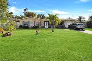 707 Ne 16th Pl, Cape Coral