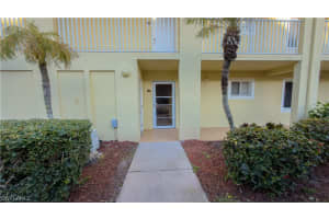 8298 Key Royal Ln 413, Naples