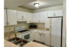 8224 Key Royal Circle, Naples, FL 34119 - MLS#226006877