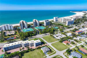 740 Seagrape Drive, Marco Island, FL 34145 - MLS#226006885