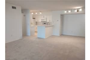 8950 Colonnades Court, Bonita Springs, FL 34135 - MLS#226006896