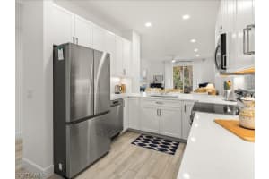 501 Robin Hood Circle, Naples, FL 34104 - MLS#226006907