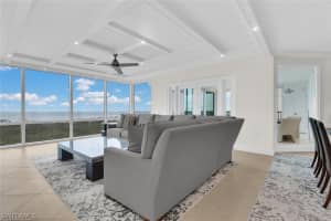 7515 Pelican Bay Boulevard, Naples, FL 34108 - MLS#226006943