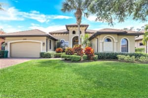 7323 Acorn Way, Naples