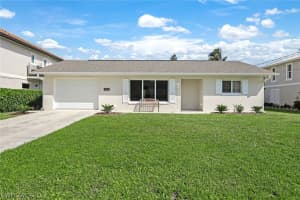 4862 Regal Dr, Bonita Springs