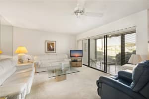 613 Beachwalk Circle, Naples, FL 34108 - MLS#226007011