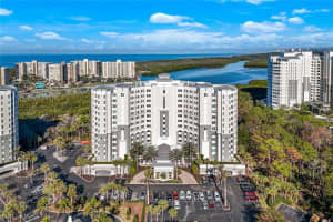 325 Dunes Boulevard, Naples, FL 34110 - MLS#226007048