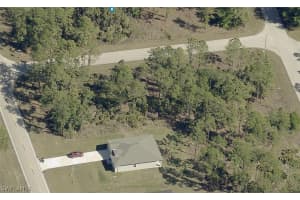 215 Columbus Boulevard, Lehigh Acres, FL 33974 - MLS#226007072