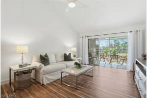 5654 WOODMERE LAKE Circle, Naples, FL 34112 - MLS#226007085