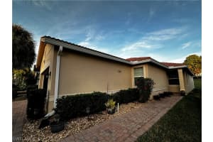 10547 Carolina Willow Drive, Fort Myers, FL 33913 - MLS#226007092