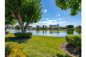 3344 Erick Lake Dr 2002, Naples