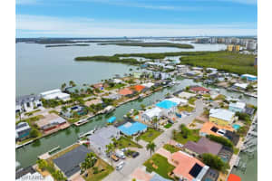 17 Palmview Boulevard, Fort Myers Beach, FL 33931 - MLS#226007124