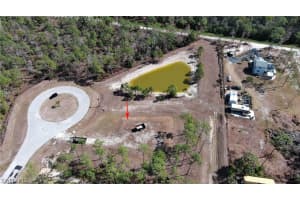 25460 Divot Drive, Bonita Springs, FL 34135 - MLS#226007215