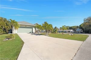 9877 Delaware Street, Bonita Springs, FL 34135 - MLS#226007228