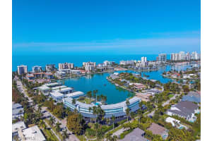 383 Harbour Drive, Naples, FL 34103 - MLS#226007237