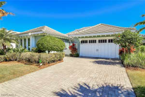 6320 Lyford Isle Drive, Naples, FL 34113 - MLS#226007254