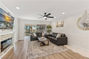 1020 Palm View Drive, Naples, FL 34110 - MLS#226007261