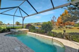 5665 Highbourne Dr, Naples