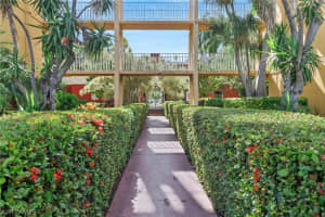 2366 E. Mall Dr Apt. 101, Fort Myers, FL 33901 - MLS#226007269