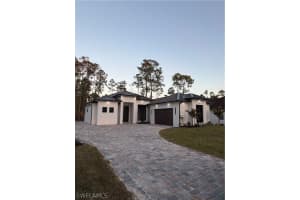 526 16th Street, Naples, FL 34117 - MLS#226007270