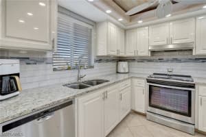 5515 Rattlesnake Hammock Road, Naples, FL 34113 - MLS#226007271