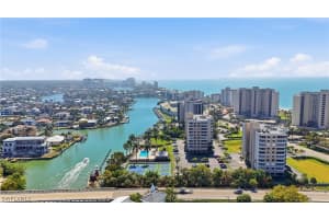 11118 Gulf Shore Drive, Naples, FL 34108 - MLS#226007275