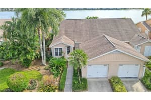 2608 Sailors Way 122, Naples