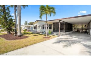 121 Grassy Key Ln, Naples