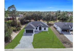 3011 14th Street, Lehigh Acres, FL 33971 - MLS#226007306