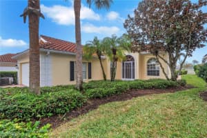 3818 Whidbey Way, Naples, FL 34119 - MLS#226007323