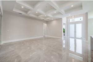 2461 Golden Gate Boulevard, Naples, FL 34120 - MLS#226007331