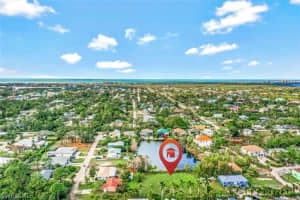 3870 Bennett Lane, Bonita Springs, FL 34134 - MLS#226007364