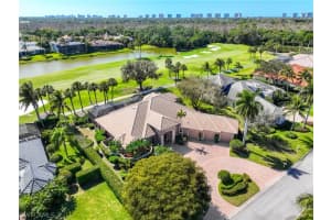 1687 Persimmon Dr, Naples