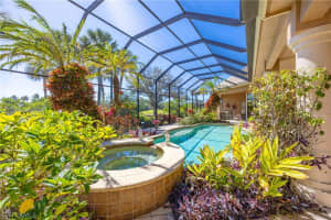 1687 Persimmon Drive, Naples, FL 34109 - MLS#226007370